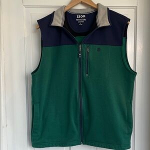 Izod Men's Vest in Forest Green and Navy